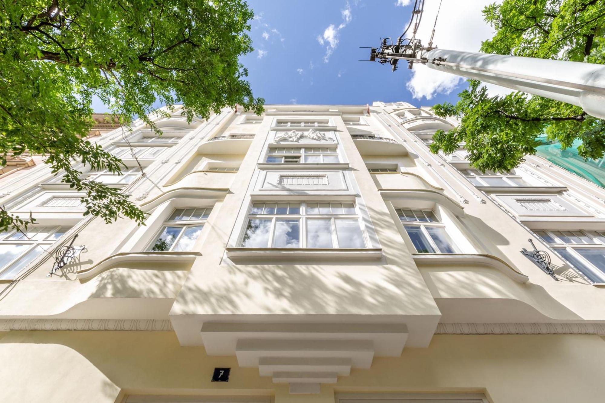 Turnkey I Charles Square Apartments Prague Extérieur photo