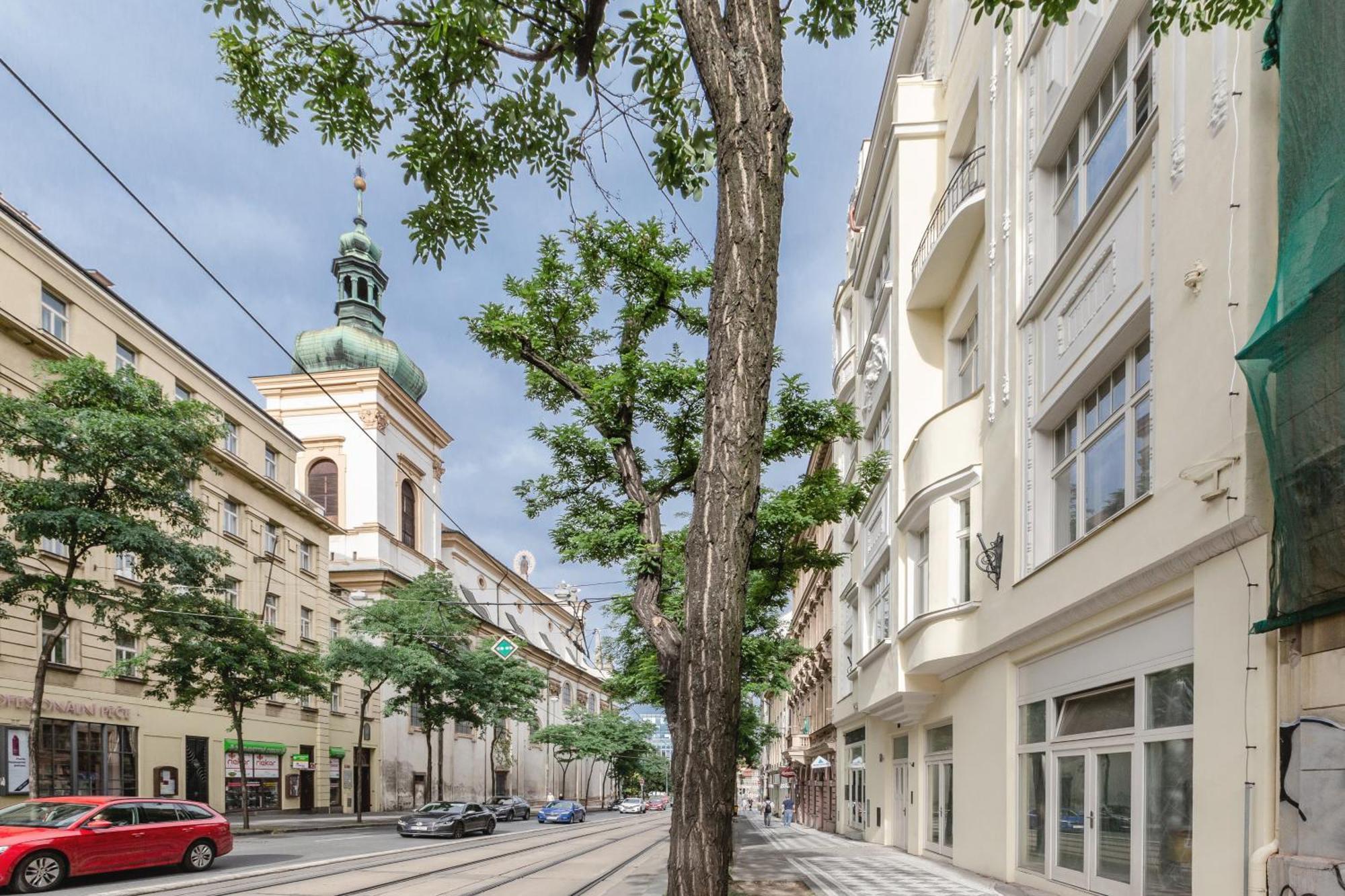 Turnkey I Charles Square Apartments Prague Extérieur photo